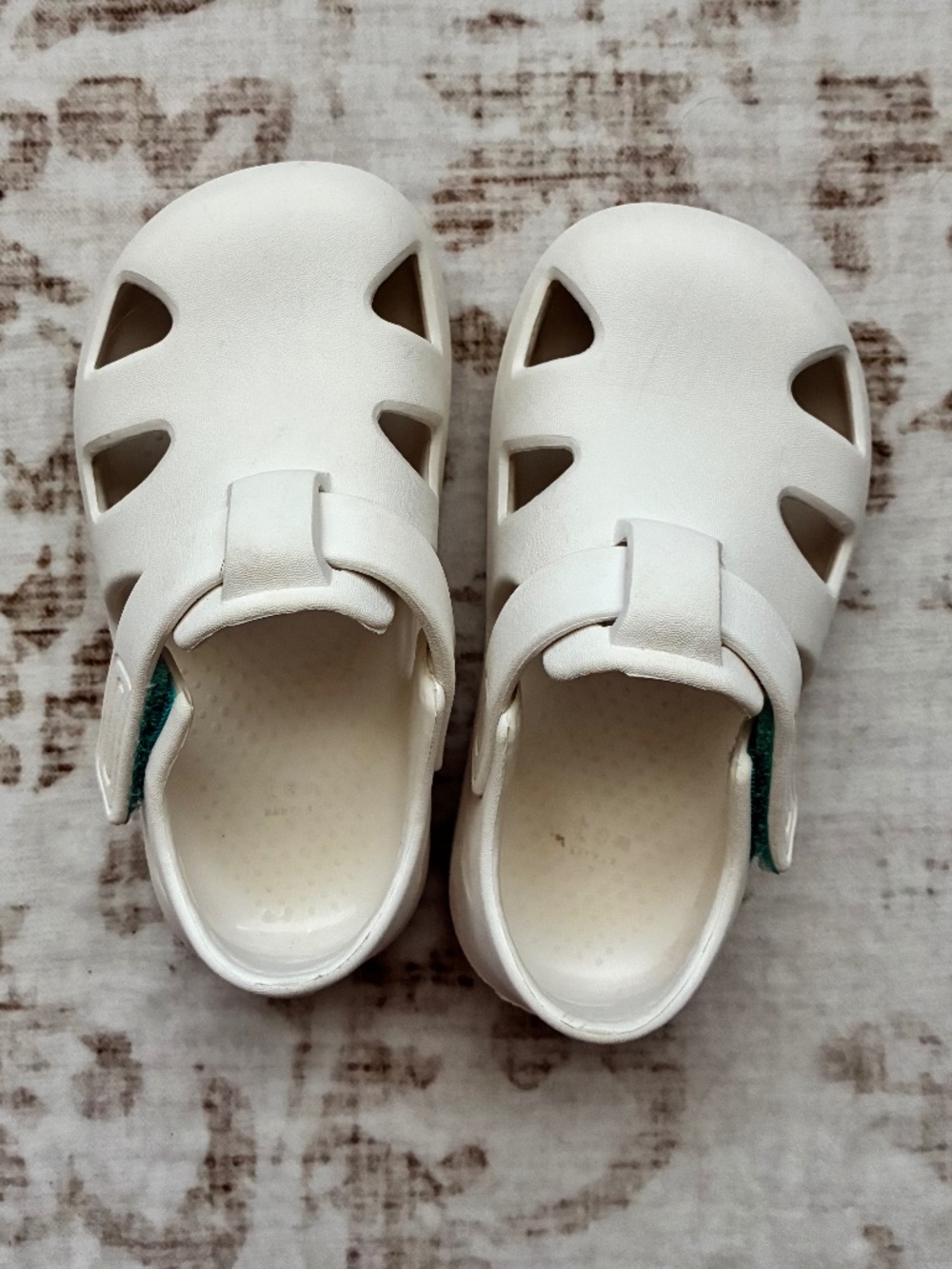White Ten Little Splash Sandals Size 7